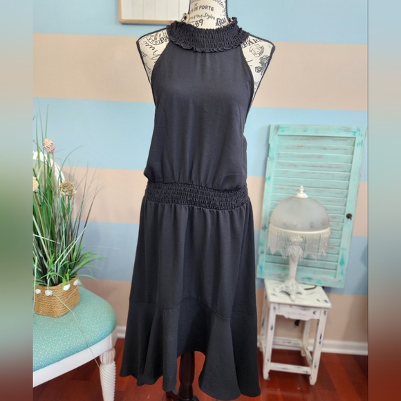 NWT Maurices Plus Size Smocked Mock Neck Dress - Picture 3 of 9